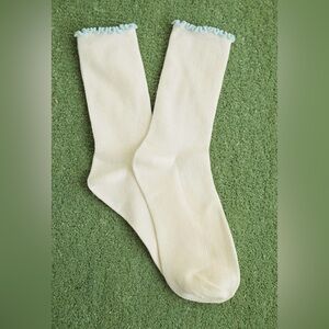 🆕🤍WHITE + BLUE SOCKS